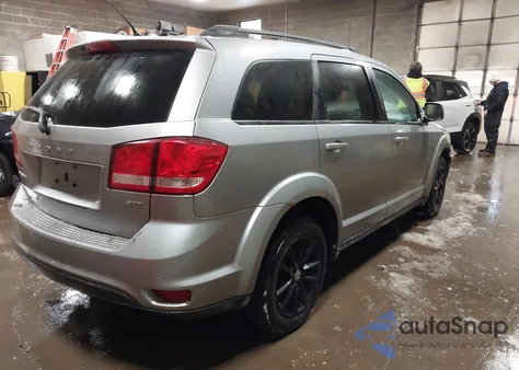 2016 Dodge Journey Sxt z USA, uszkodzony, nr VIN 3C4PDCBB5GT153926